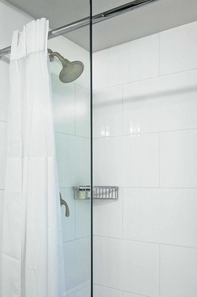 Gage Suites At Ubc Vancouver Esterno foto